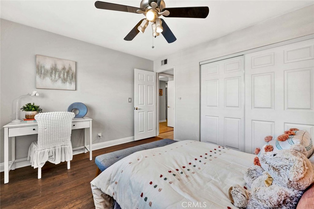 MLS #OC25266519 image #33