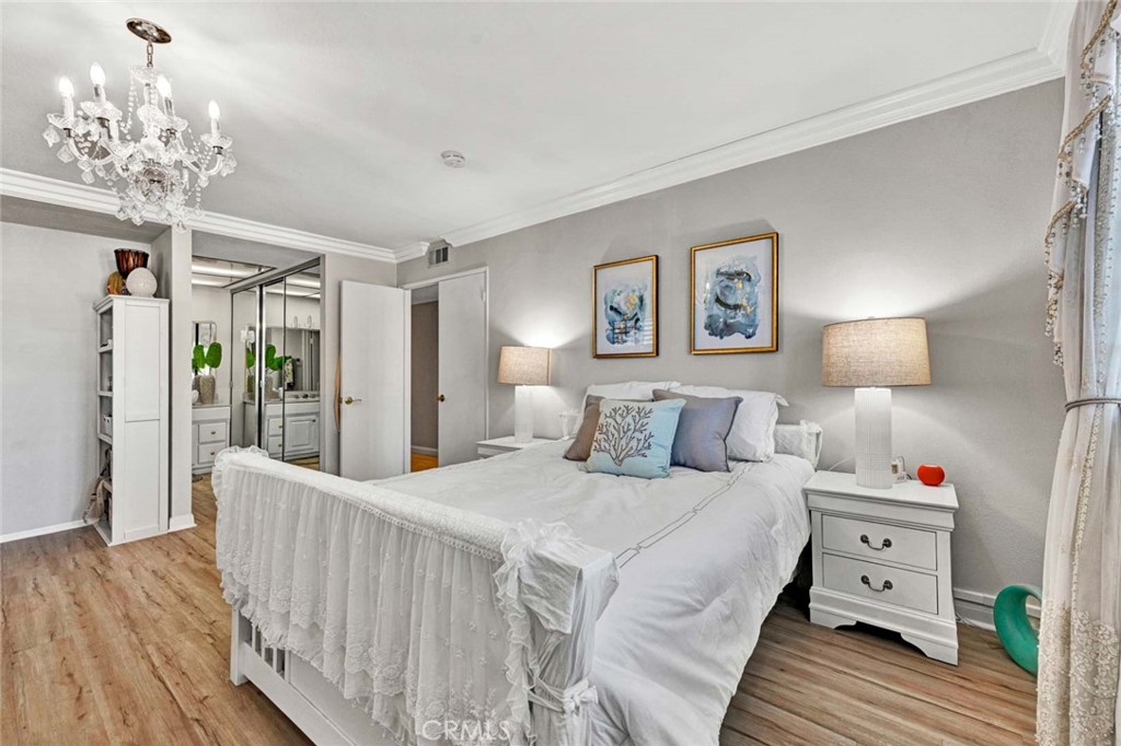 MLS #OC25266519 image #37