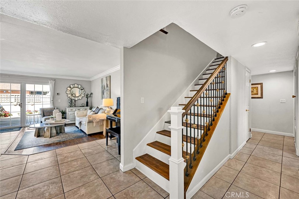 MLS #OC25266519 image #40