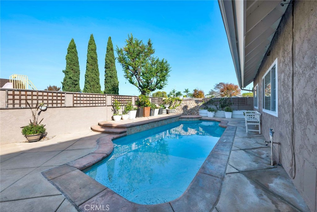 MLS #OC25266519 image #53