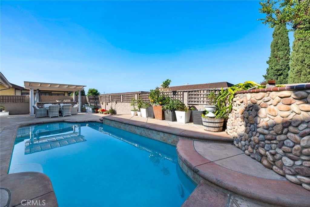 MLS #OC25266519 image #62