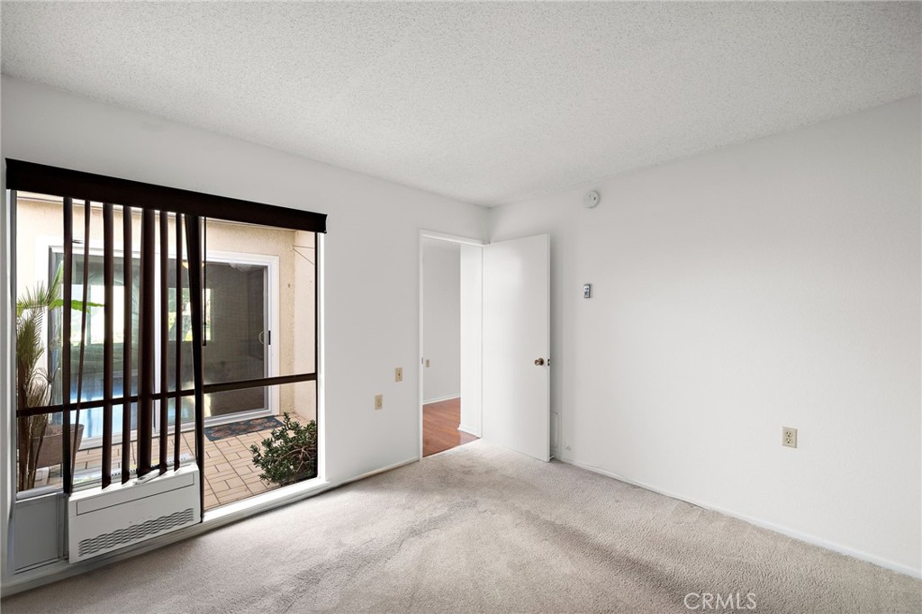 MLS #OC25266539 image #13