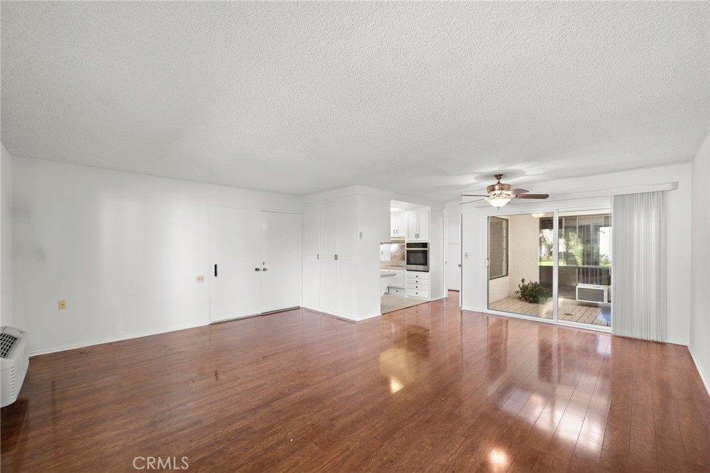 MLS #OC25266539 image #4