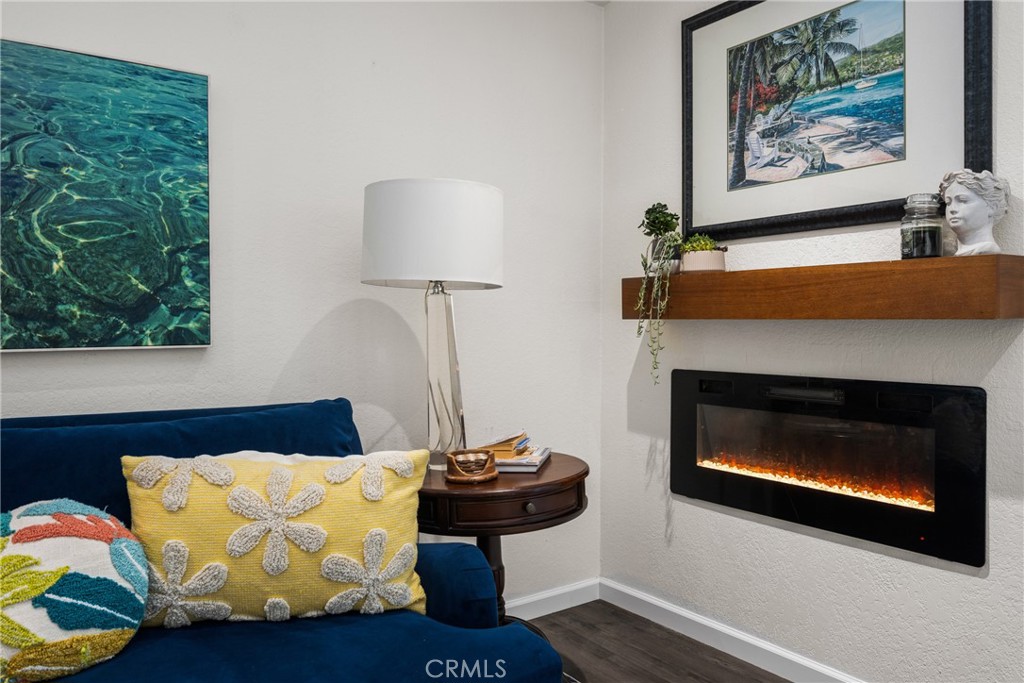 MLS #OC25266625 image #10