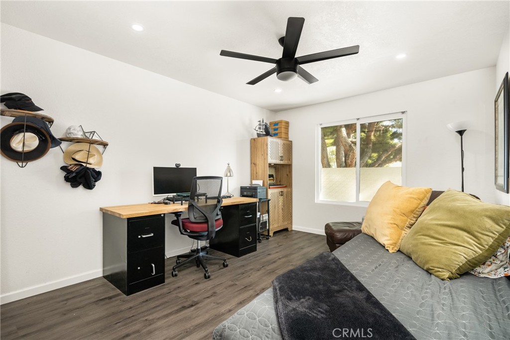 MLS #OC25266625 image #23