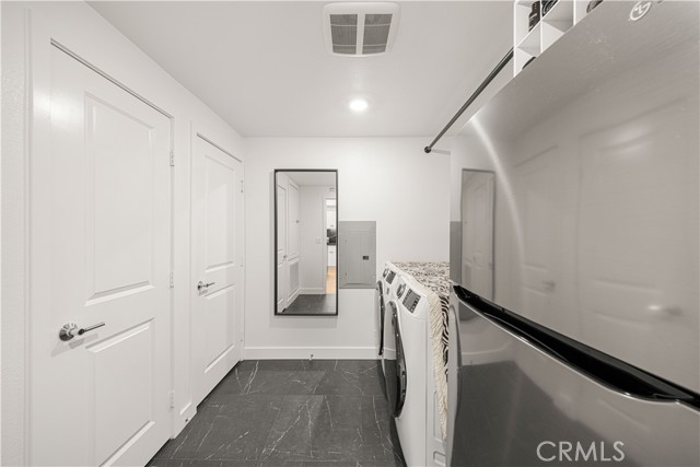 MLS #OC25266626 image #11