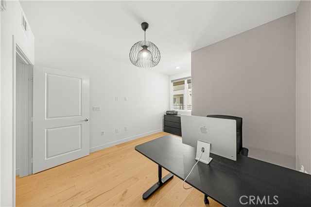 MLS #OC25266626 image #13