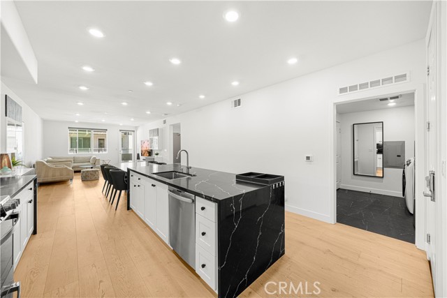 MLS #OC25266626 image #2