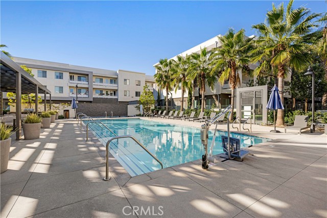 MLS #OC25266626 image #32