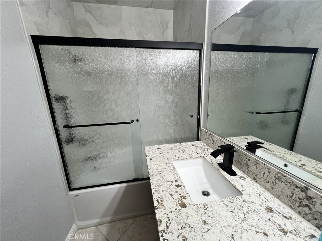 MLS #OC25266637 image #19