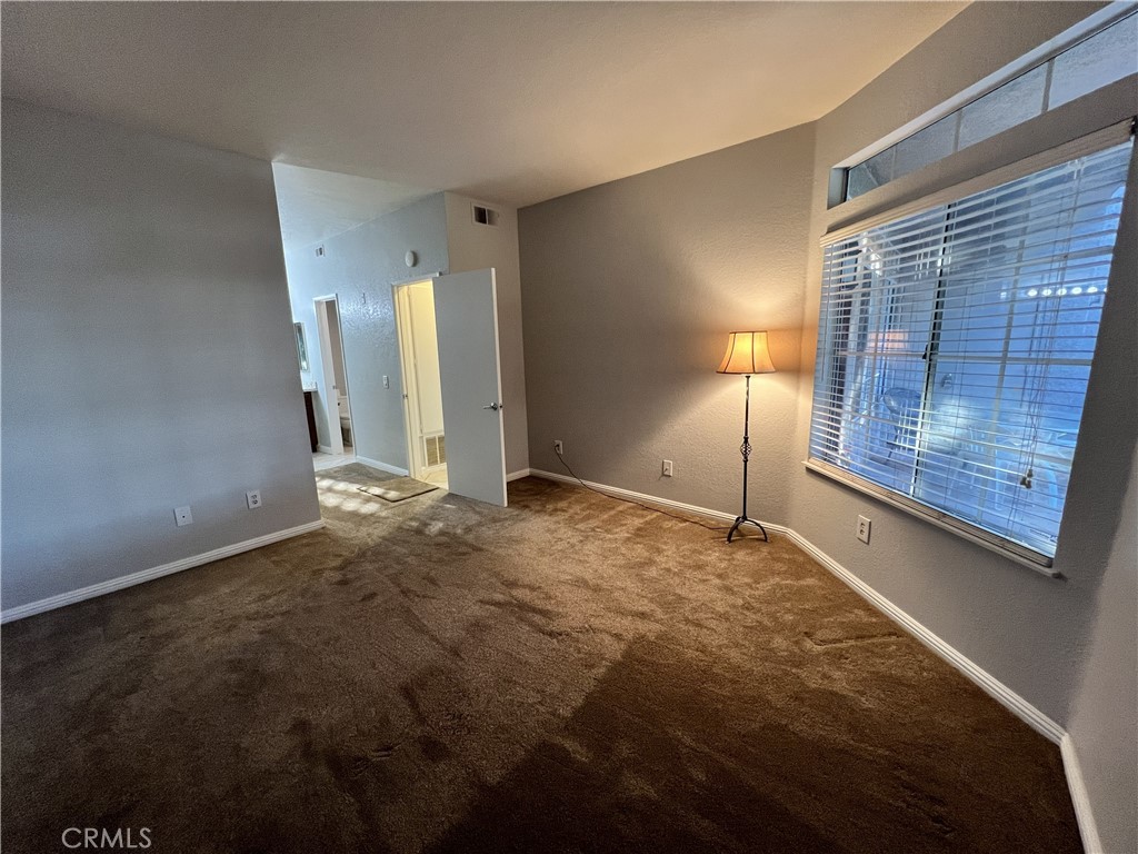 MLS #OC25266637 image #25