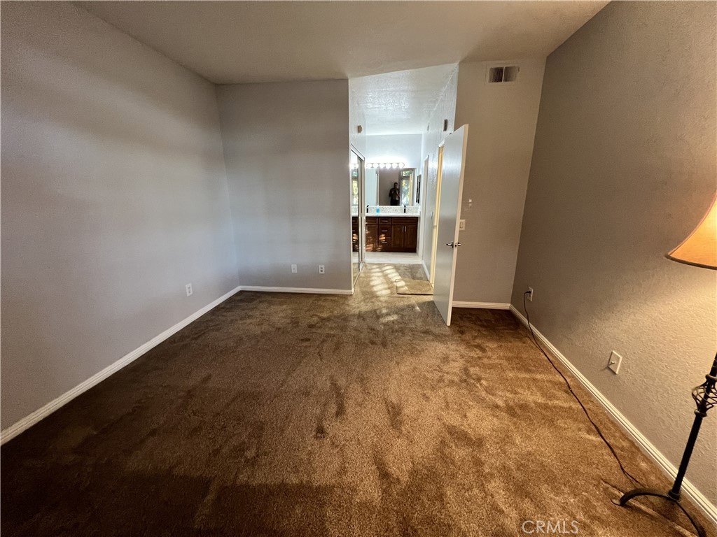 MLS #OC25266637 image #26