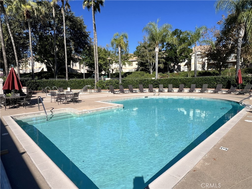 MLS #OC25266637 image #30