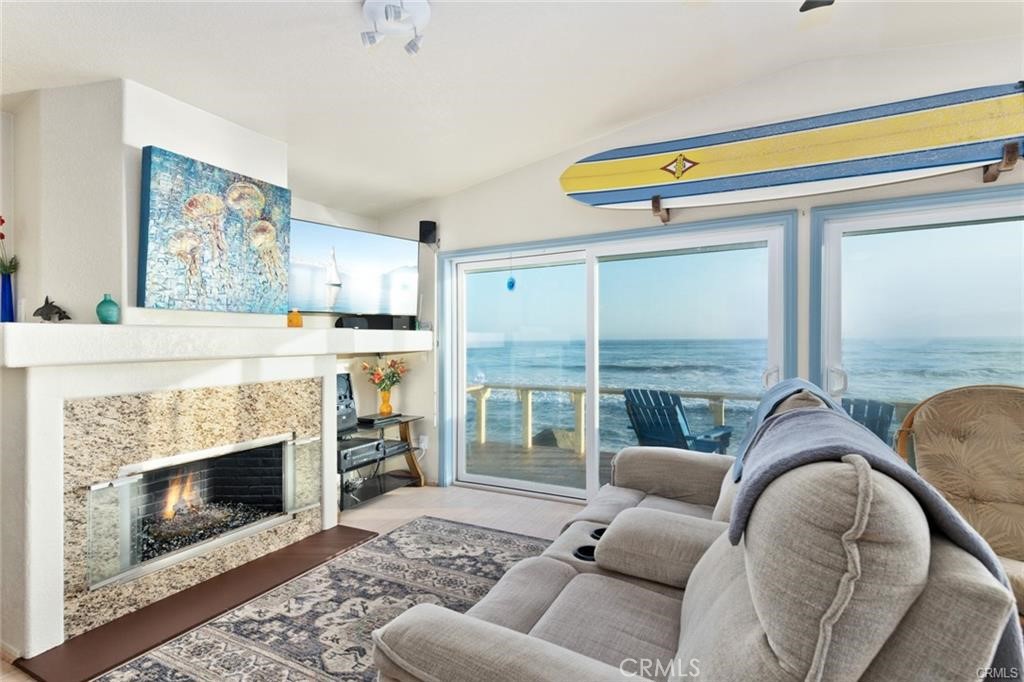 MLS #OC25266700 image #9