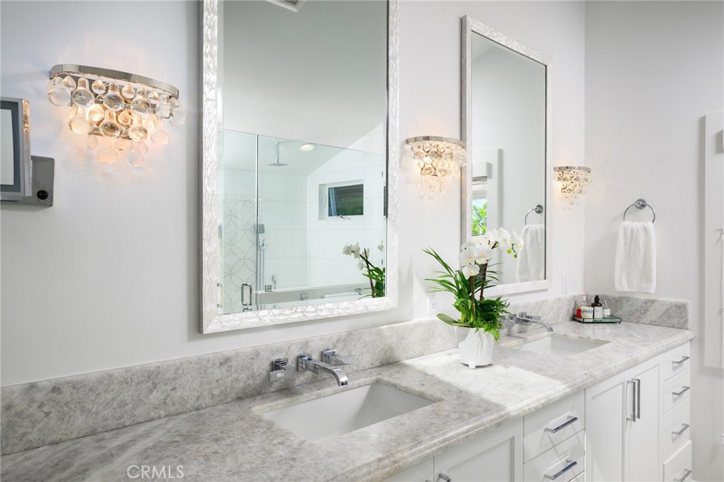 MLS #OC25266703 image #17