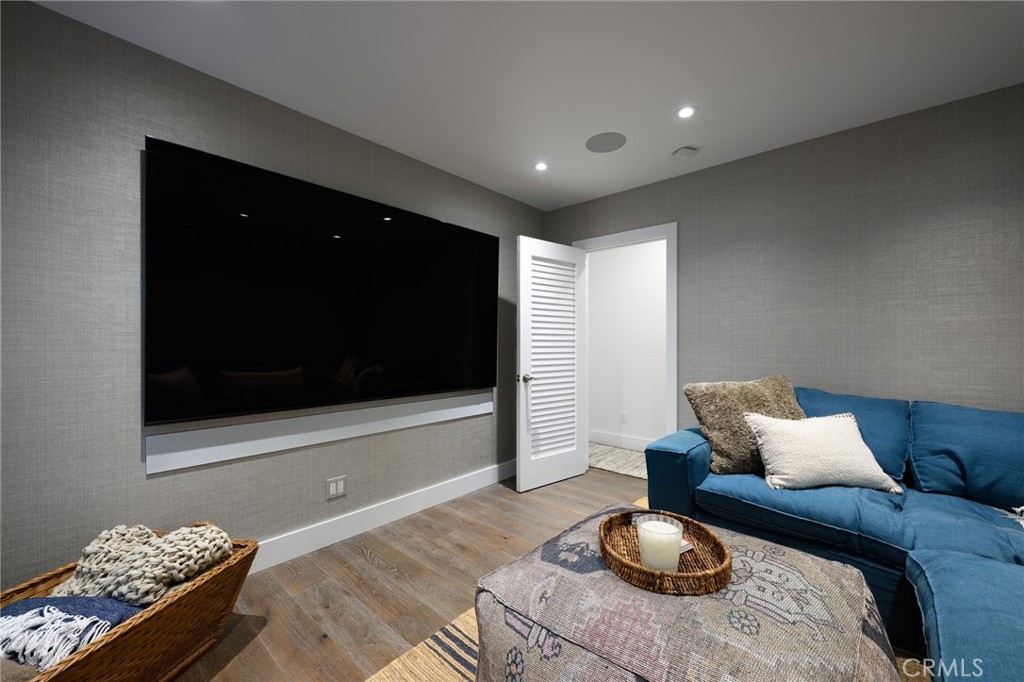 MLS #OC25266703 image #23