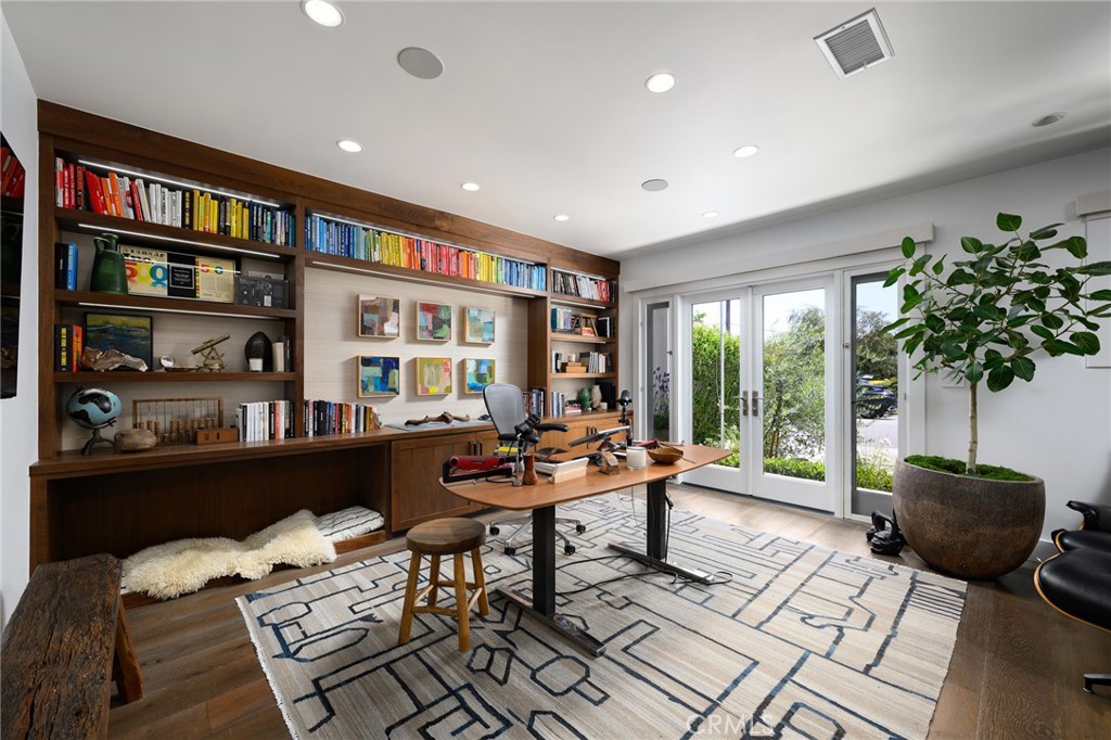 MLS #OC25266703 image #24