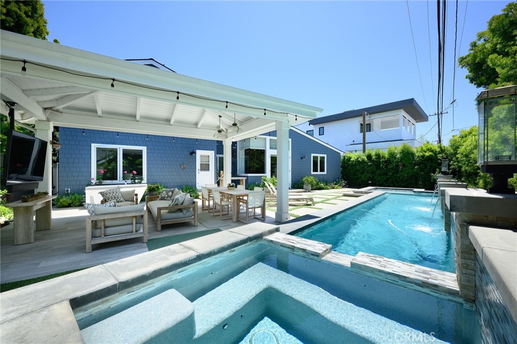 MLS #OC25266703 image #32