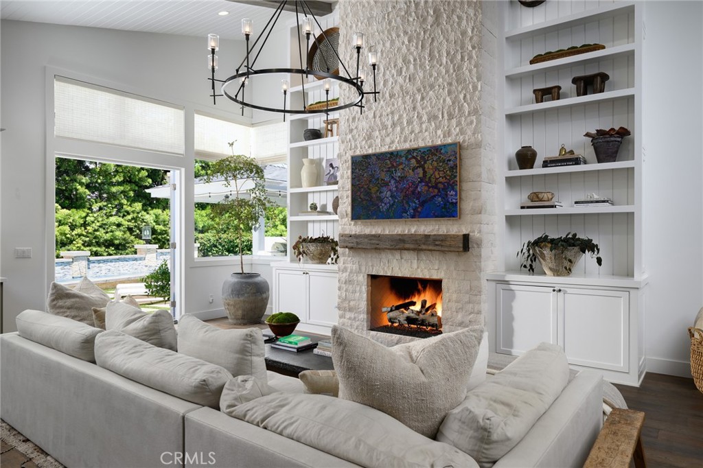 MLS #OC25266703 image #7