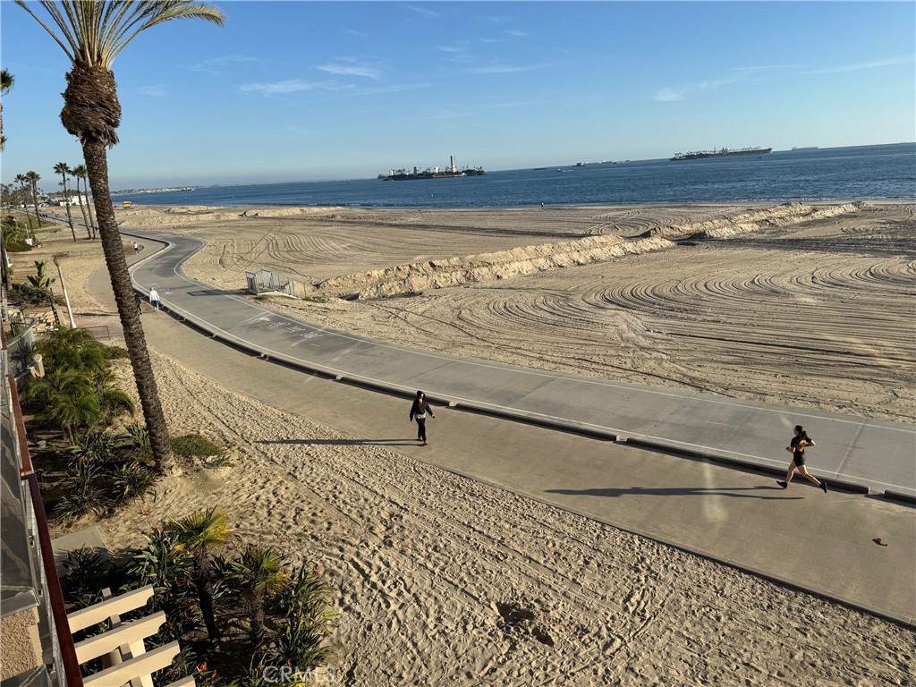 MLS #OC25266715 image #3