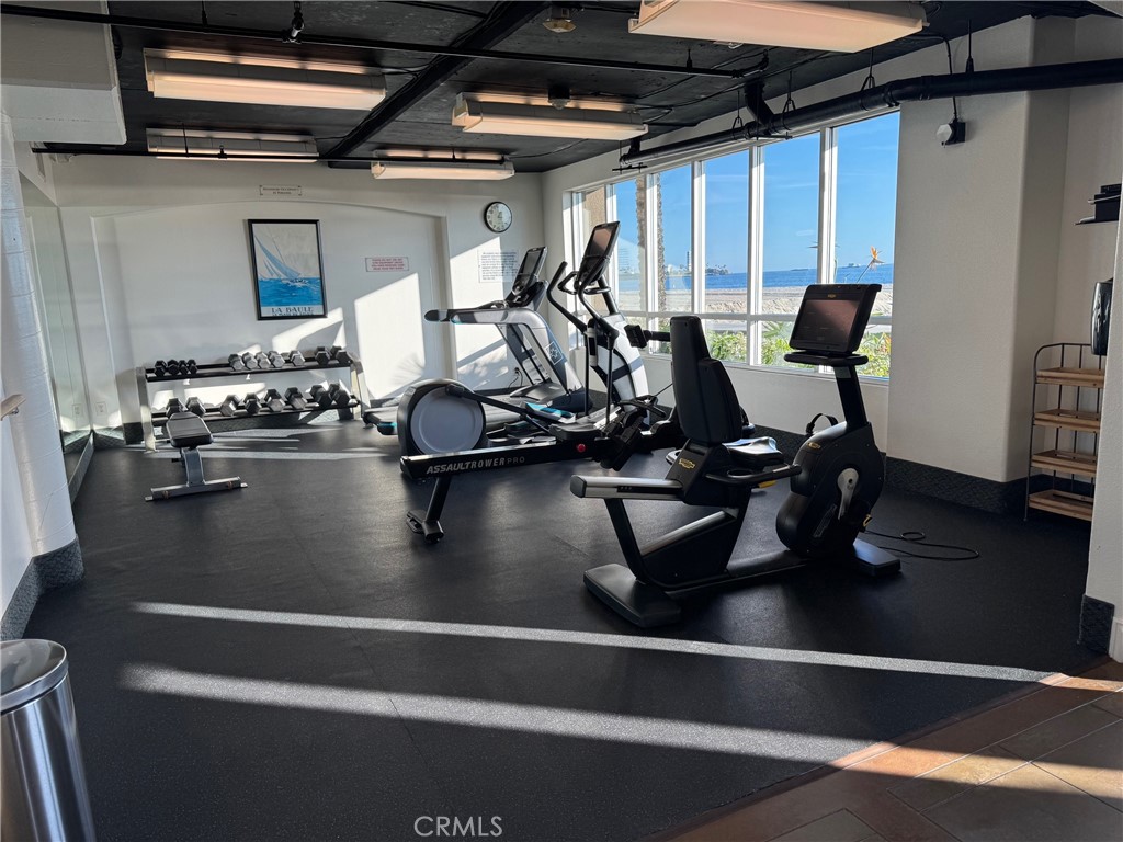 MLS #OC25266715 image #33