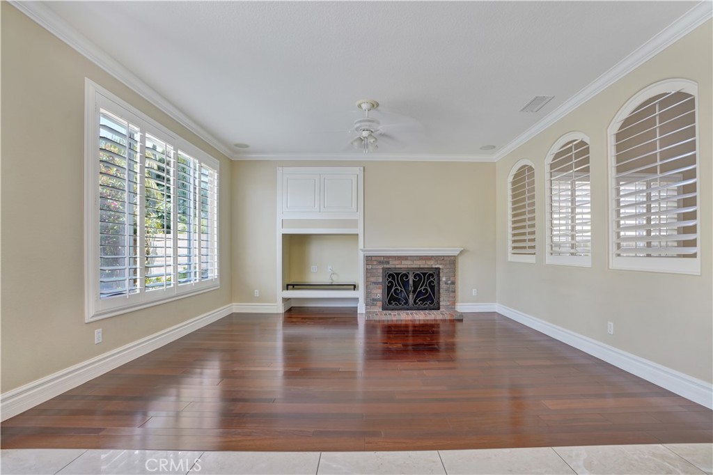 MLS #OC25266736 image #14