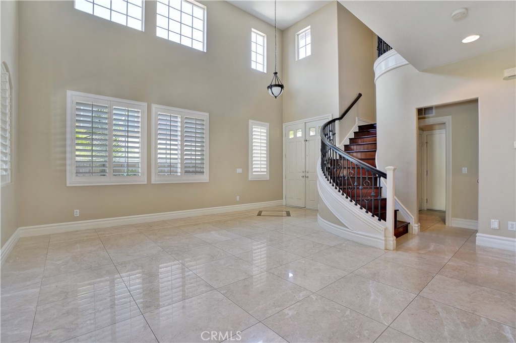 MLS #OC25266736 image #6