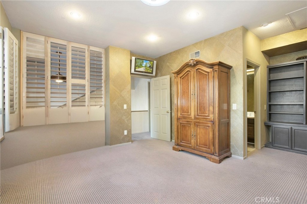 MLS #OC25266750 image #18