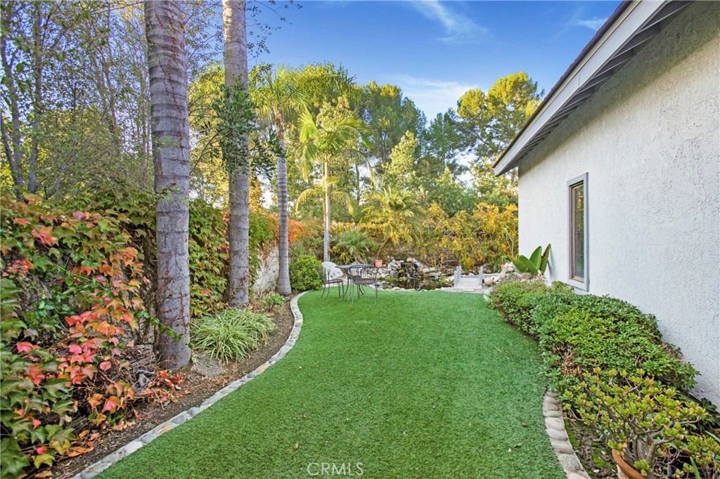 MLS #OC25266750 image #26