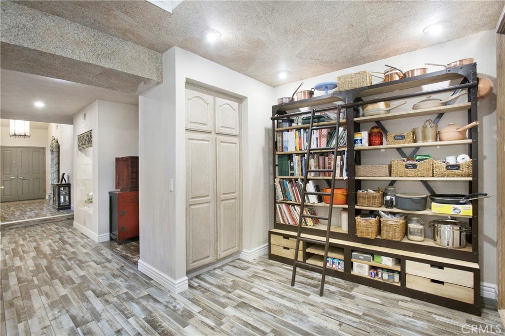 MLS #OC25266750 image #9