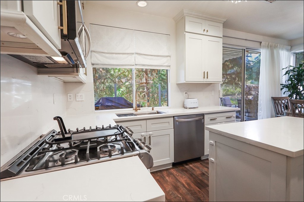 MLS #OC25266798 image #13