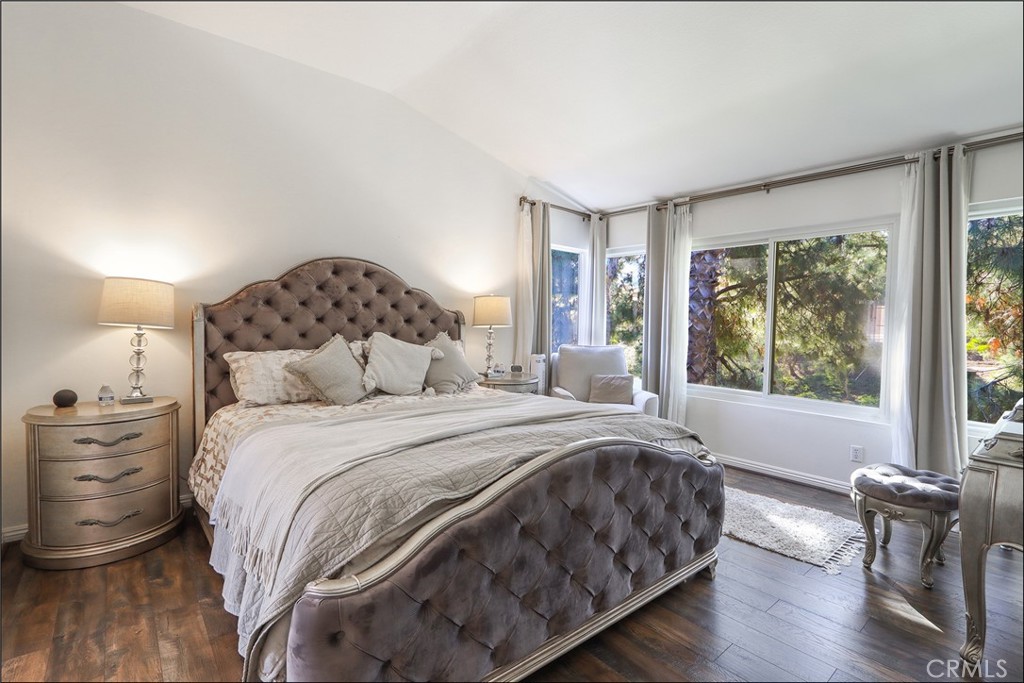 MLS #OC25266798 image #16