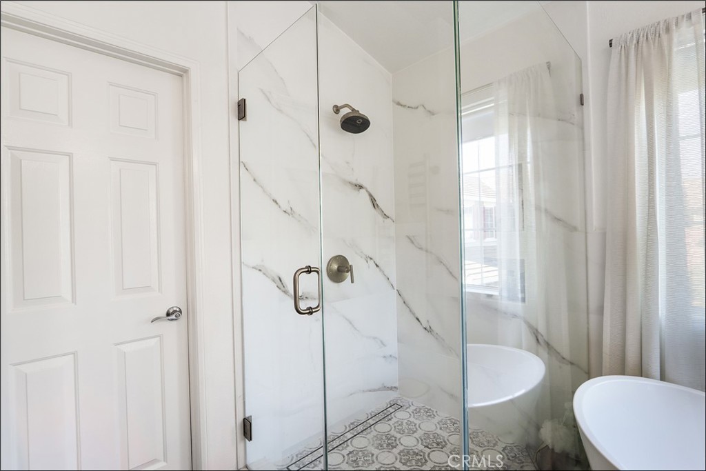 MLS #OC25266798 image #19