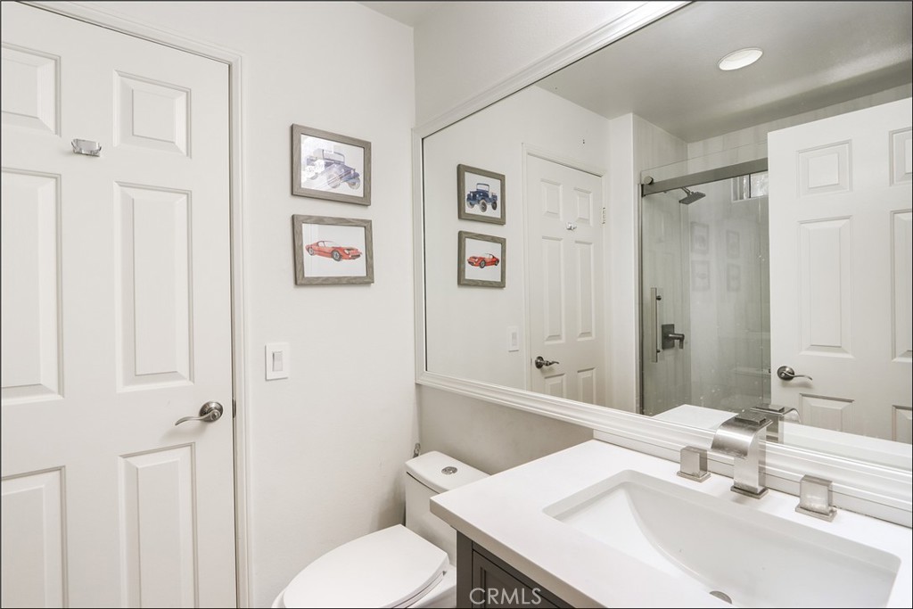 MLS #OC25266798 image #23