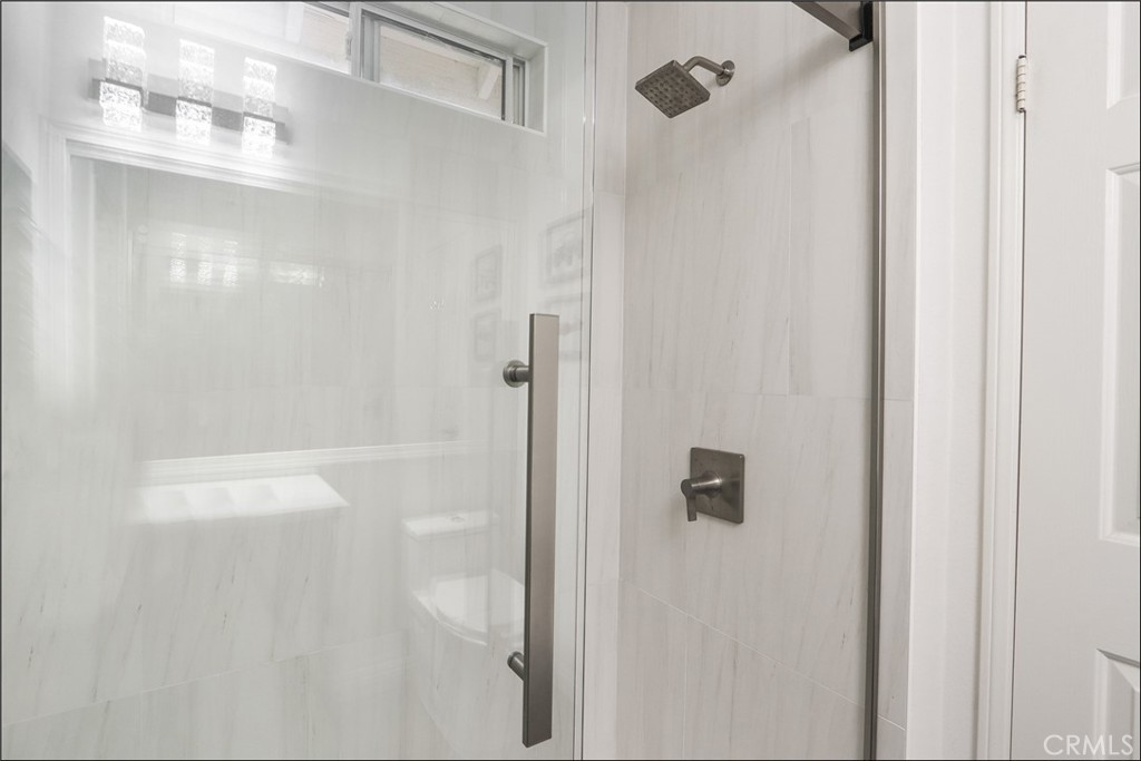 MLS #OC25266798 image #24