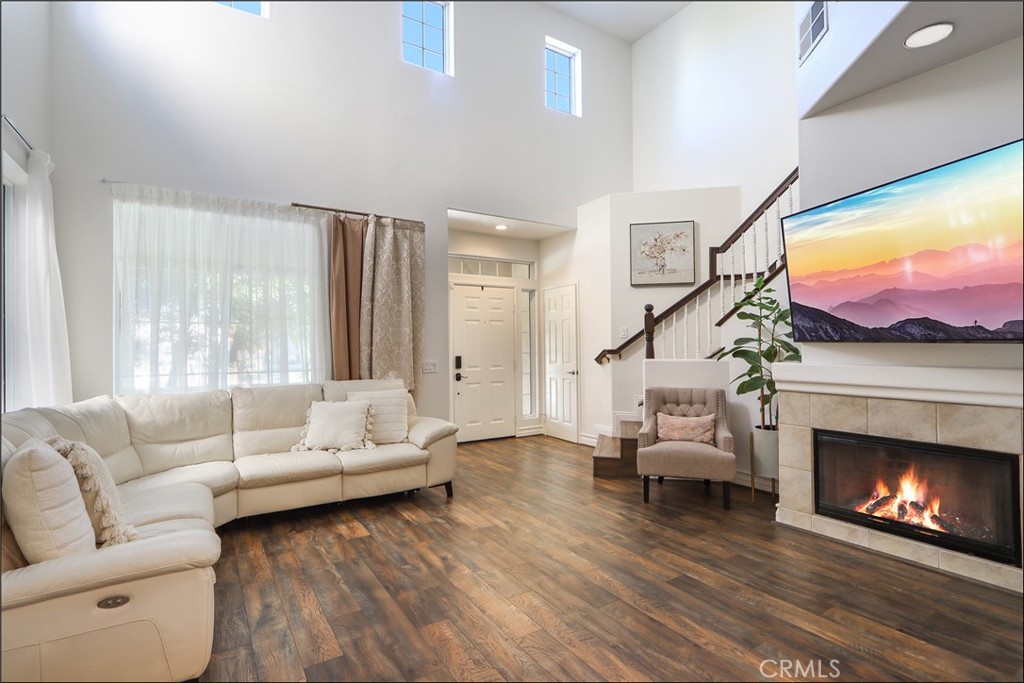 MLS #OC25266798 image #8