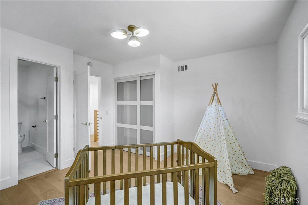 MLS #OC25266816 image #12