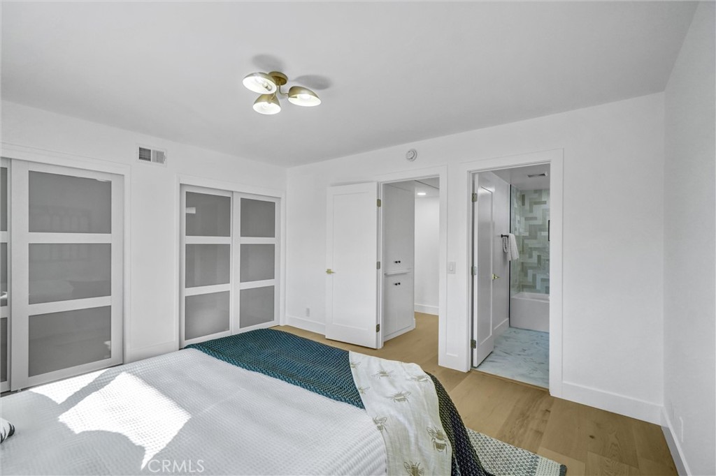 MLS #OC25266816 image #18