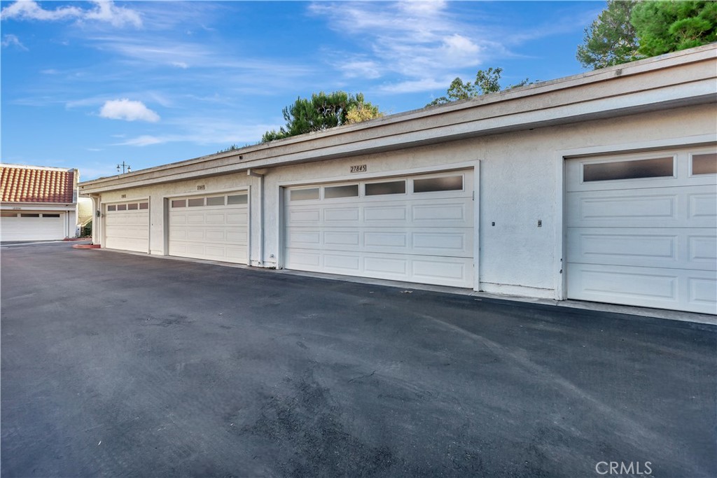 MLS #OC25266818 image #16