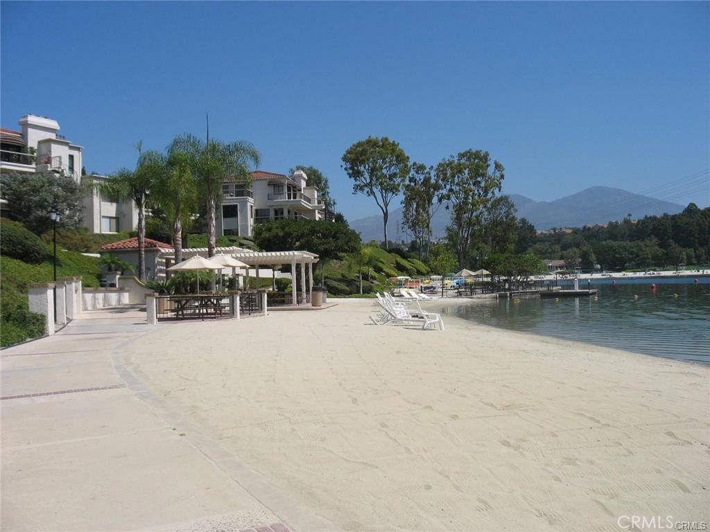 MLS #OC25266818 image #20