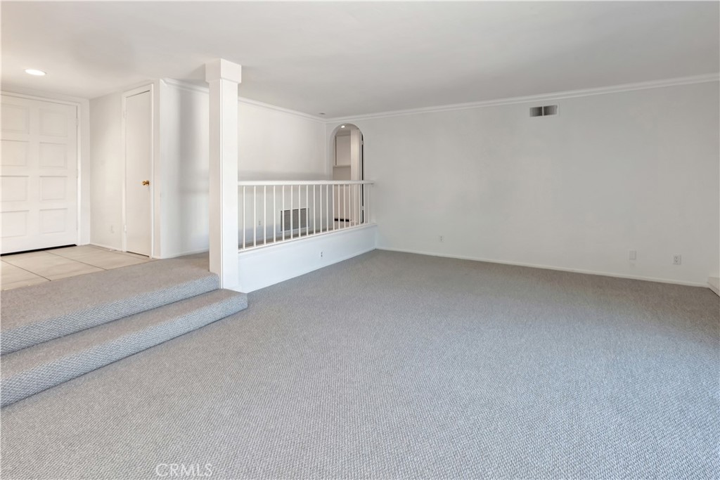 MLS #OC25266818 image #5