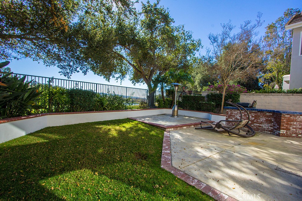 MLS #OC25266962 image #18