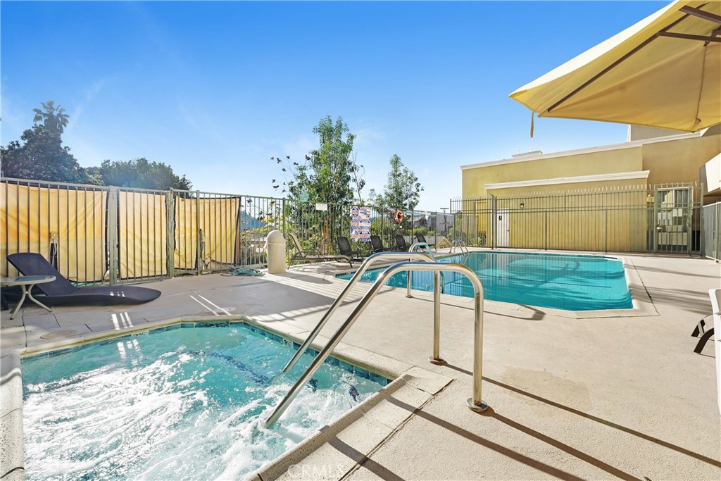 MLS #OC25266993 image #17