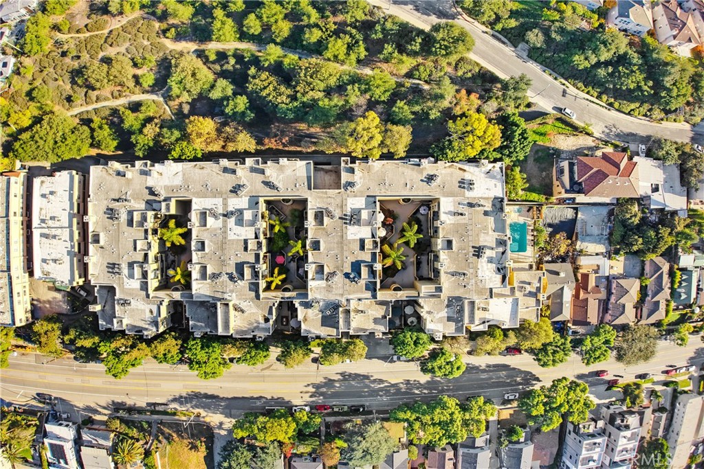 MLS #OC25266993 image #25