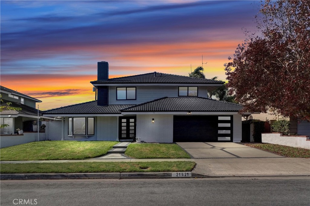 MLS #OC25267084 image #0