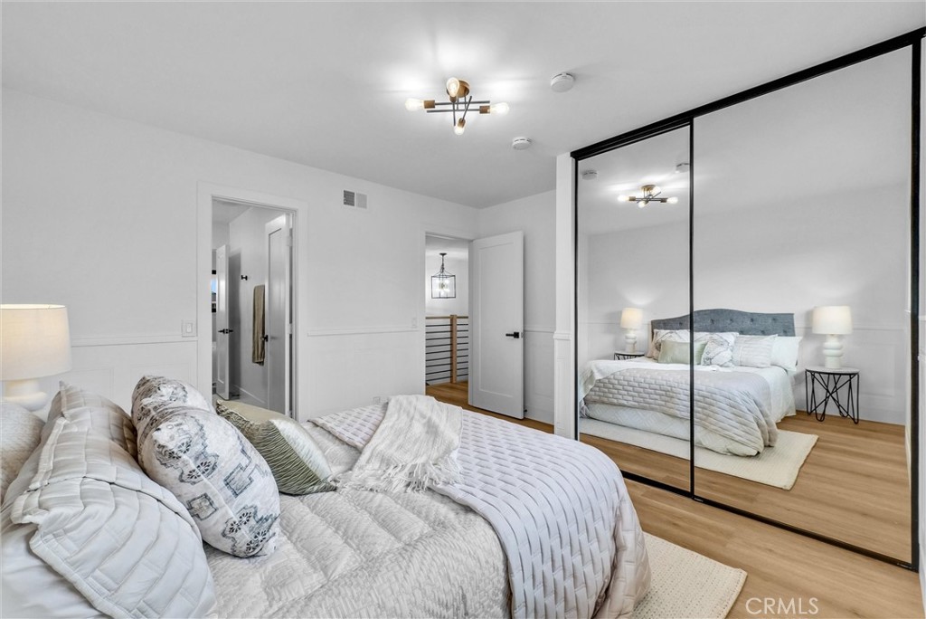 MLS #OC25267084 image #24