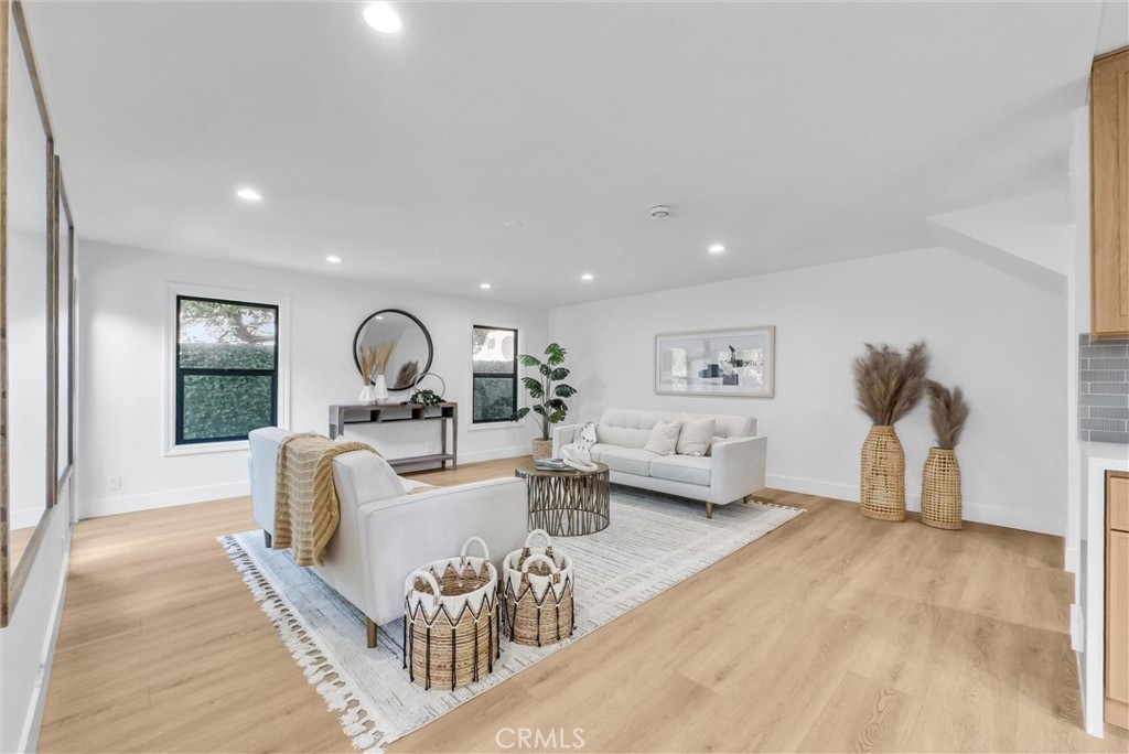 MLS #OC25267084 image #3