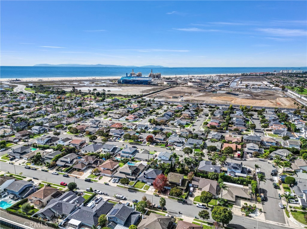 MLS #OC25267084 image #50