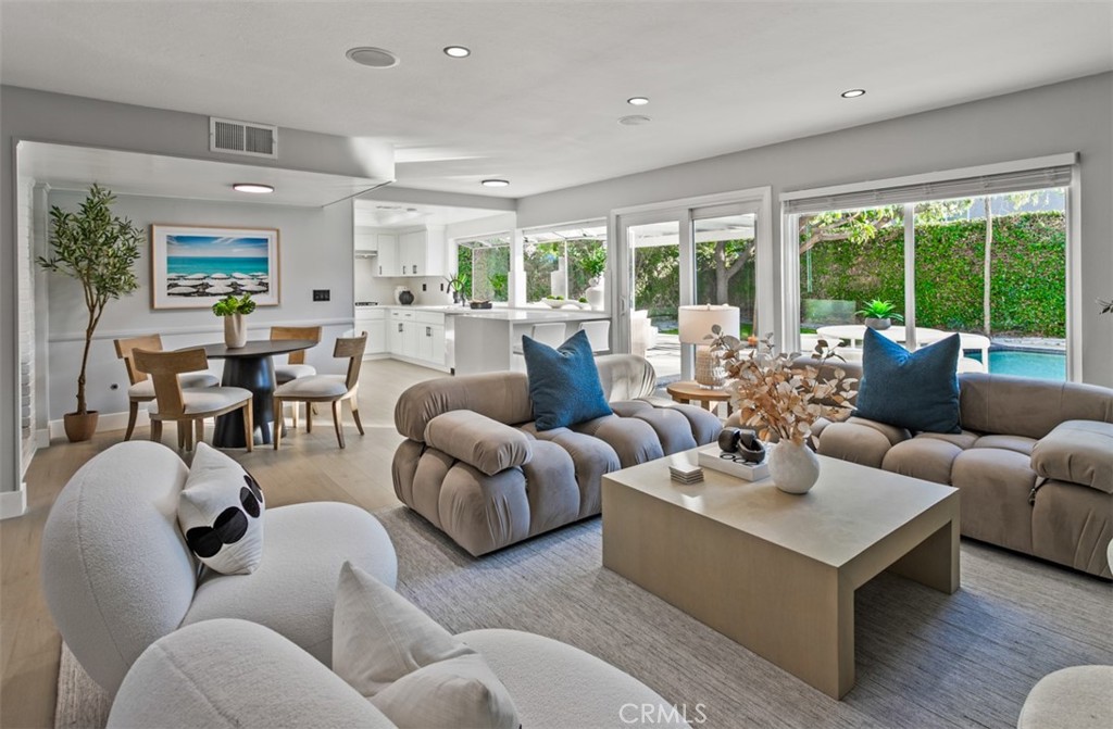 MLS #OC25267086 image #7