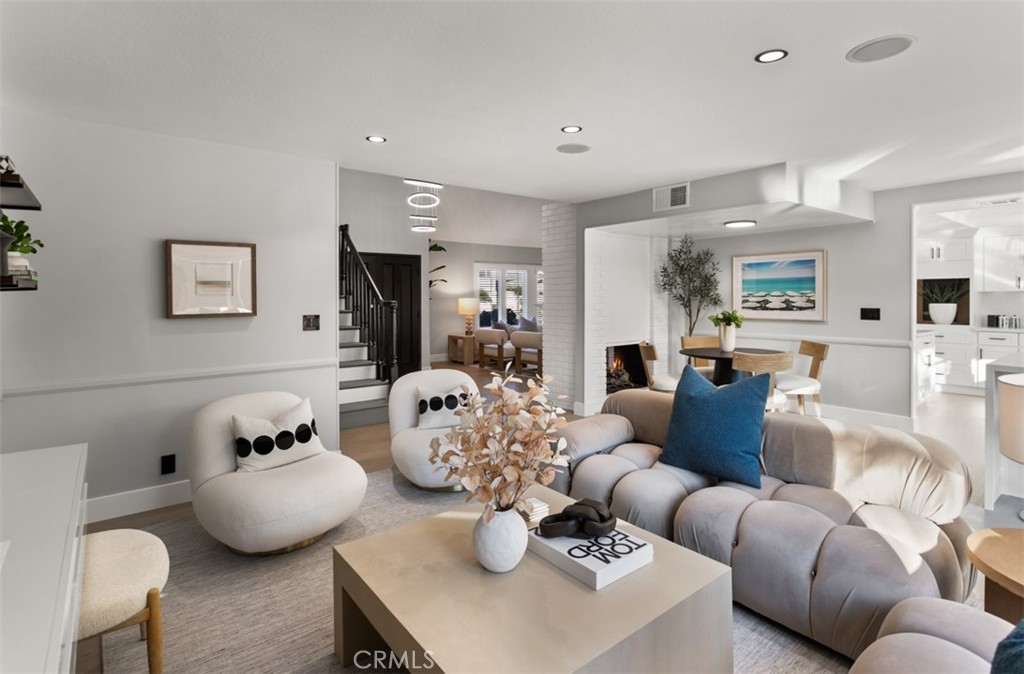 MLS #OC25267086 image #9